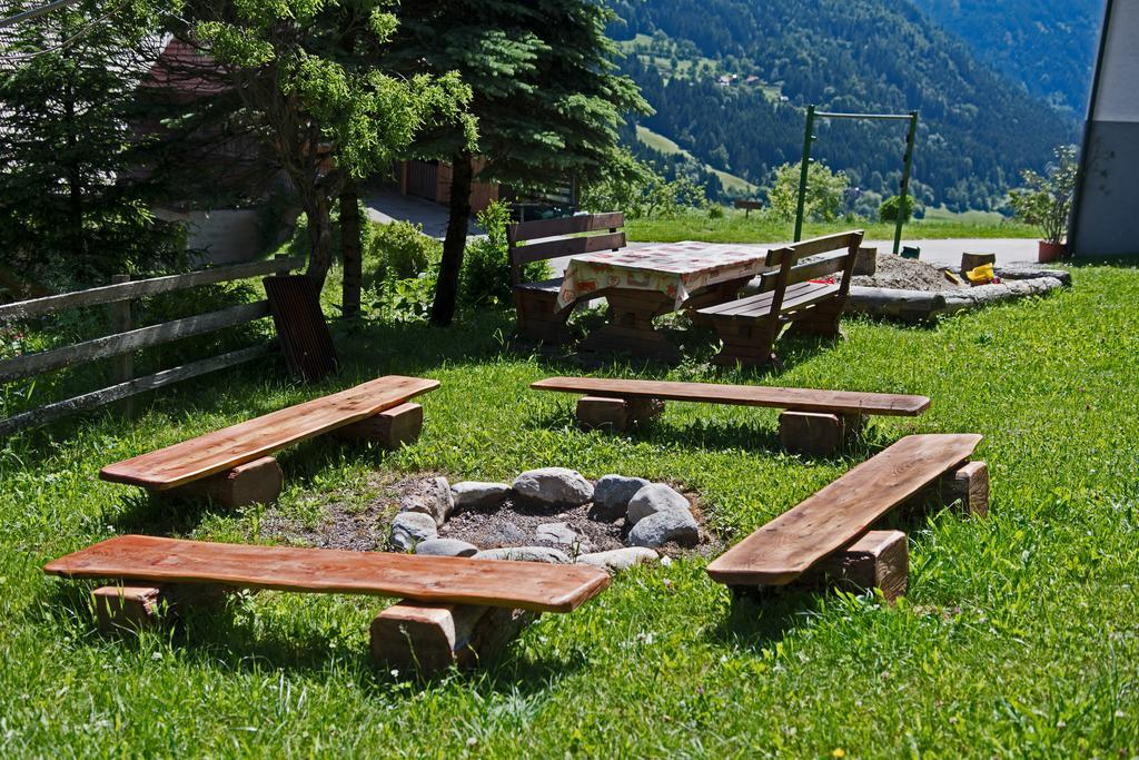 Gaestehaus Berger - Priglhof Otel Treffen Dış mekan fotoğraf